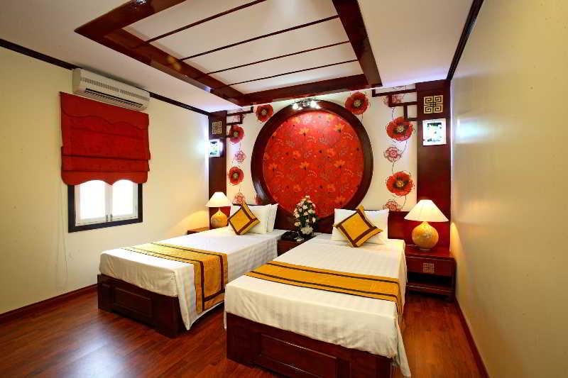 Khách sạn Palace 2*